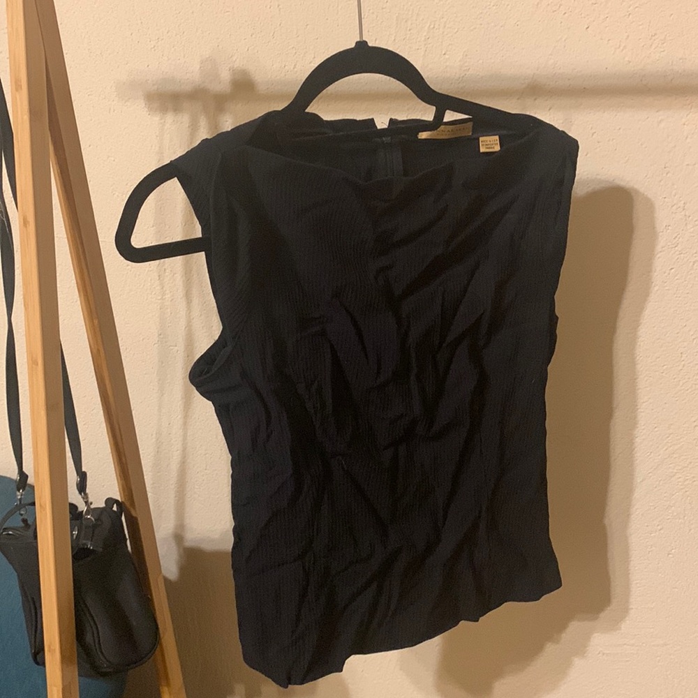Union made Donna Karan boat necklace top